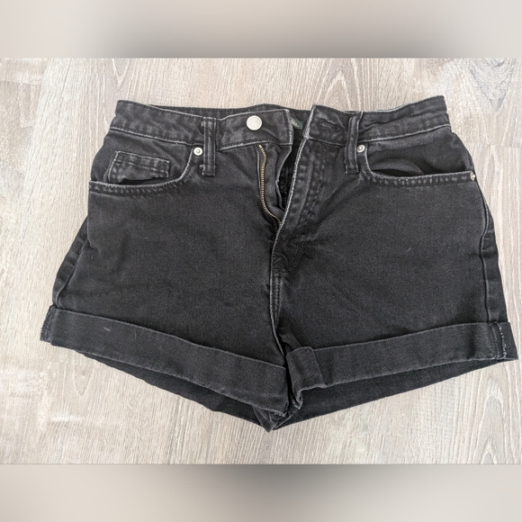 WILD Fable Black Denim Shorts - Picture 1 of 4